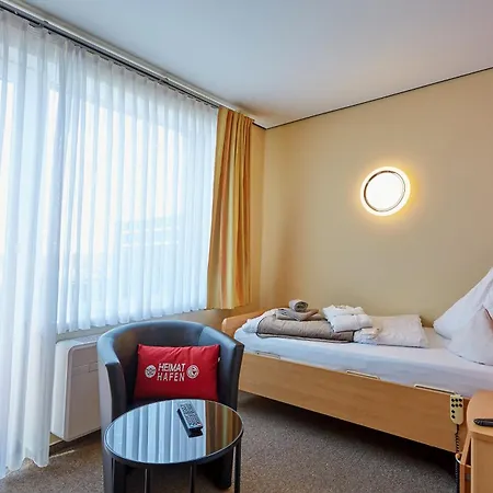 מלון Strandwetter Duenenhotel