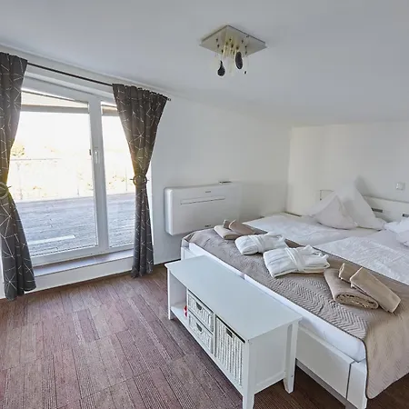 Strandwetter Duenenhotel מלון *