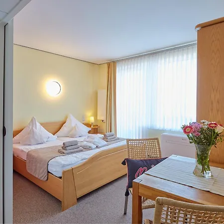 Strandwetter Duenenhotel מלון